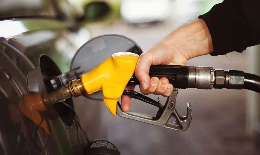 Güncel zamlı benzin fiyatları ne kadar oldu? Otomobil sahiplerine bir kötü haber daha: 23 lira sınırına dayandı!