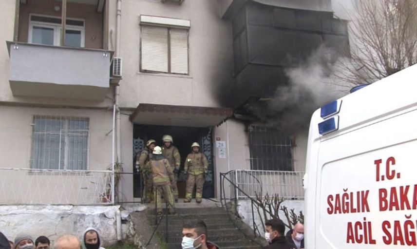 Güngören’de Yangın Çıkan Evde Akli Dengesi Bozuk Şahıs Mahsur Kaldı