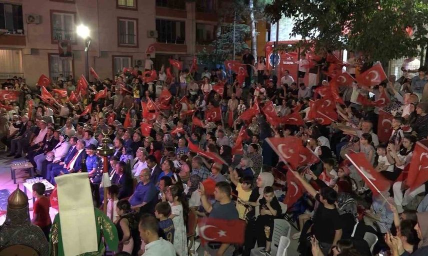 Gürsu’da 15 Temmuz anma programı yoğun ilgi gördü