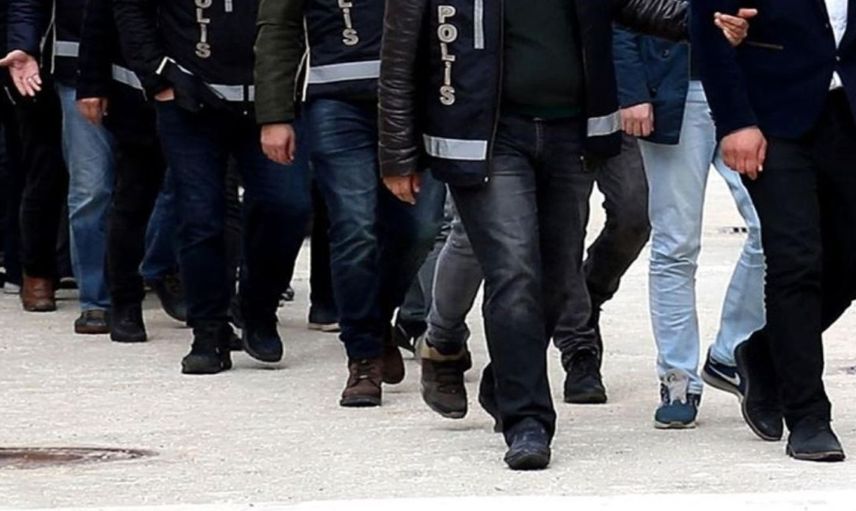 Güvenlik güçlerinden şafak vakti baskın: Çok sayıda kişi gözaltına alındı