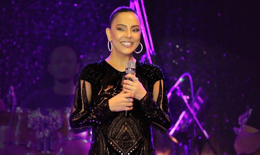Güzel Şarkıcı Ebru Gündeş Gönlünü Kendisinden Yirmi Yaş Küçük Iraklı İş İnsanına Kaptırdı