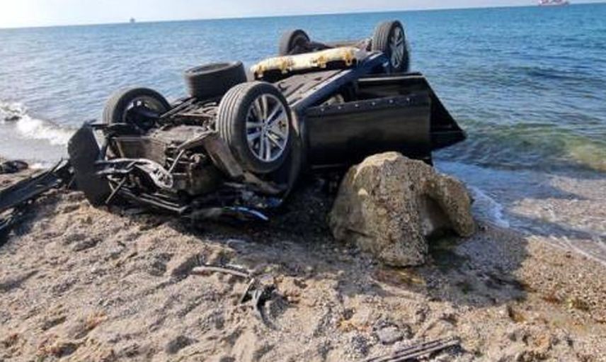 Haciz gelen otomobilini göz göre göre uçurumdan aşağı attı! O anları saniye saniye kayda aldı