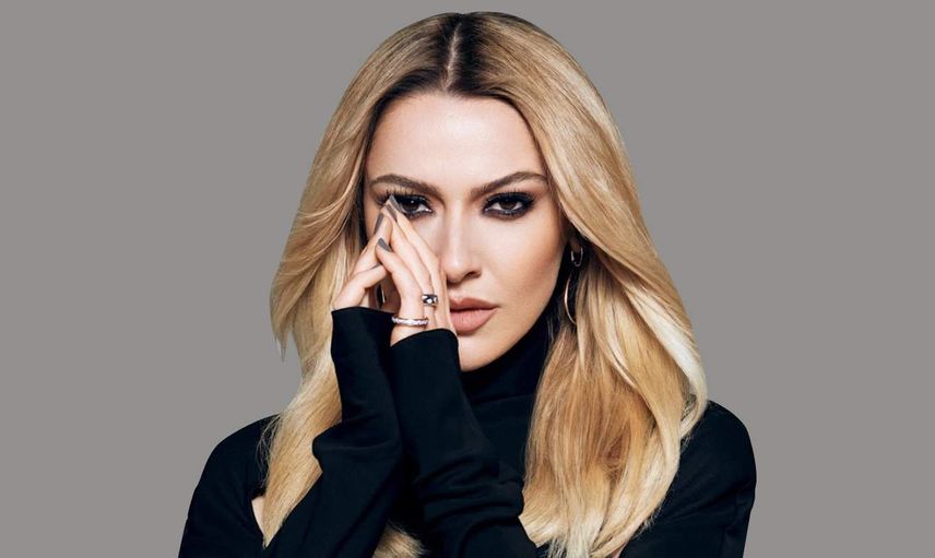 Hadise'nin taktığı pırlanta bileziğin fiyatı ne kadar, kaç TL? Bir serveti bileğinde taşıyor, fiyatı dudak uçuklatır!