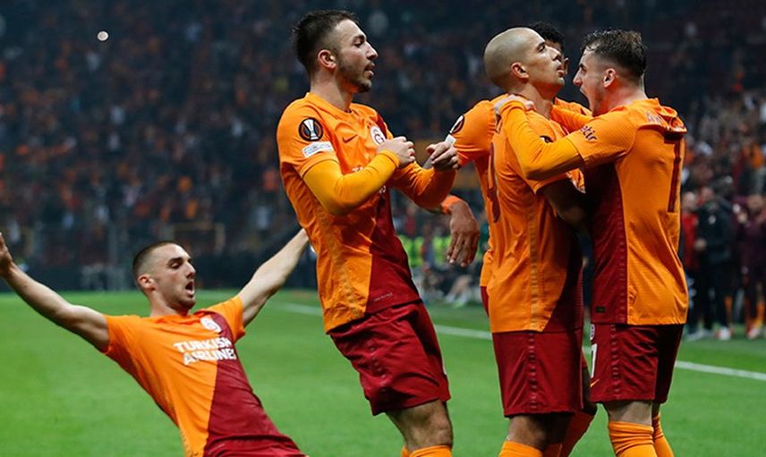 Halil Dervişoğlu'ndan Lokomotiv Moskova Maçının Ardından Çarpıcı Açıklamalar!