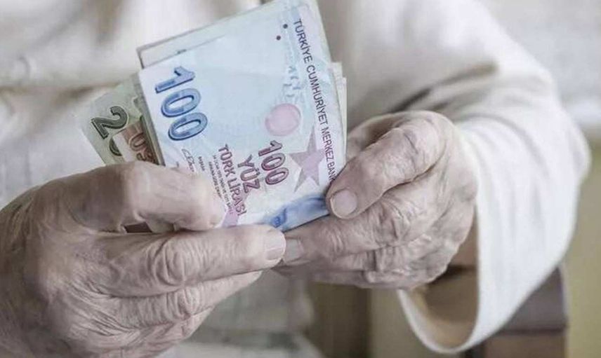 Halkbank'tan SGK-SSK ve Bağkur emeklilerine  5.000 TL nakit müjdesi! Başvuruları kaçırmayın!