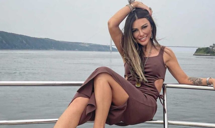 Hamdi Alkan'ın eski eşi Selen Görgüzel siyah bikinisiyle ortalığı kasıp kavurdu! Verdiği pozu görenlerin ağzı açık kaldı! Selen Görgüzel’den cüretkar pozlar