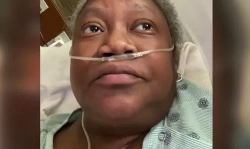 Hastanede Irkçılığa Maruz Kalan Siyahi Doktor Susan Moore Yaşamını Yitirdi