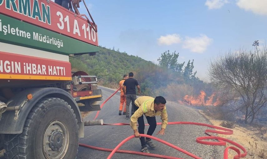 Hatay Yayladağı'ndaki Orman Yangını Kontrol Altına Alındı