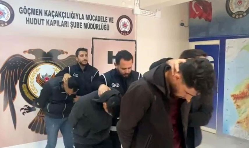 Hatay’da 13 göçmen kaçakçısı yakalandı!