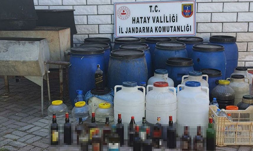 Hatay’da Kaçak İçki Operasyonunda 4 Kişi Yakalandı