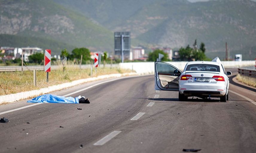 Hatay’da Trafik Kazasında Baba ve Oğlu Hayatını Kaybetti