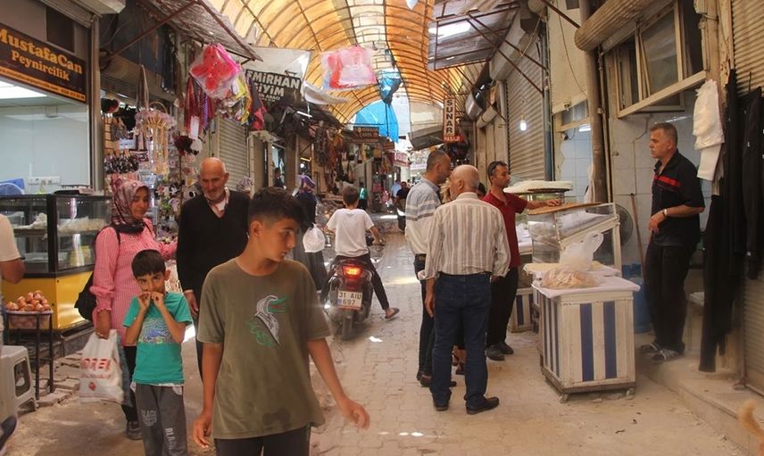 Hatay’ın Uzun Çarşı’sında bayramı telaşı!
