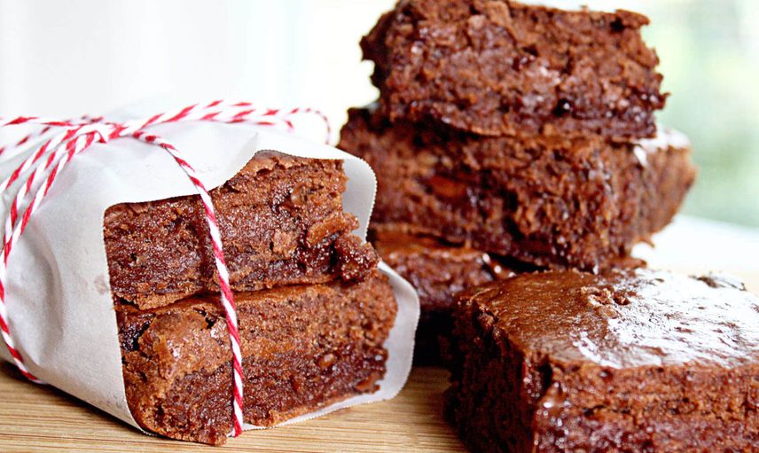 Havuçlu brownie nasıl yapılır, malzemeleri nedir? Unsuz ve sütsüz brownie tarifi