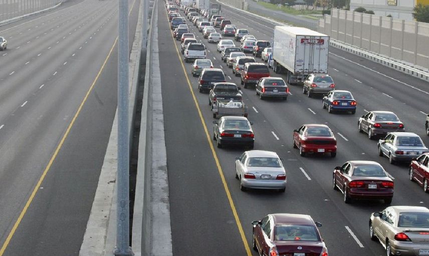 Hayalet trafik nedir? Elon Musk'tan milyonları kızdıracak itiraf: Otonom araç teknolojisi trafik sorununu katlayacak