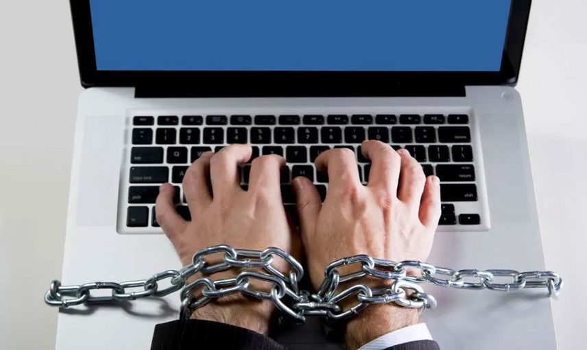 Hayatımızdaki gizli düşman: İnternet bağımlılığı hem fiziki hem ruhsal sağlığı bozuyor!