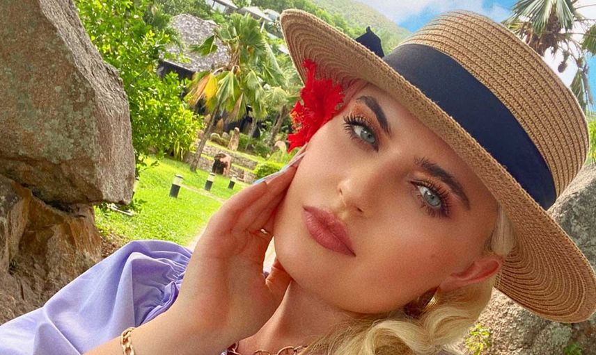 hell0busra ismiyle bilinen ünlü Influencer Büşra Duran Gündüz Kimdir? Influencer Büşra Duran Gündüz Kaç Yaşında ve Kiminle Evlidir?
