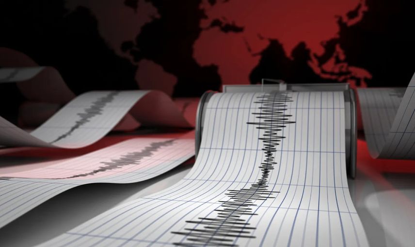 Hem batıda hem de doğuda üst üste depremler: Gece yarısı vatandaşlar büyük panik yaşadı