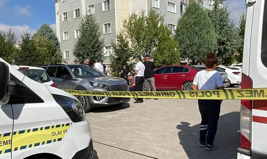 Hemşirenin Cesedi Evlilik Yıl Dönümünde Bulundu!
