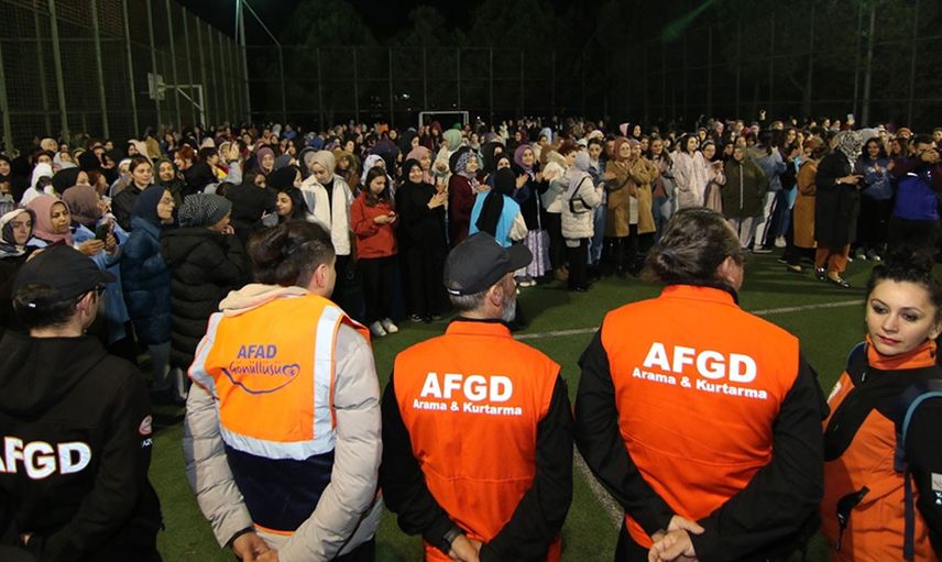 Herkes merakla bekliyordu: 12 Kasım tatbikatı başladı