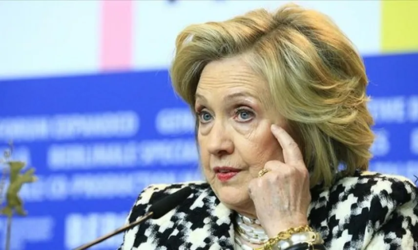 Hillary Clinton 'Trump'ı Emekliye Sevk Etmeliyiz' Dedi