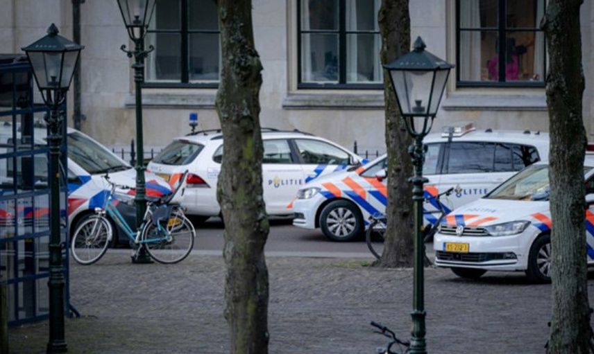 Hollanda Parlamentosu'ndaki Bomba İhbarı Asılsız Çıktı