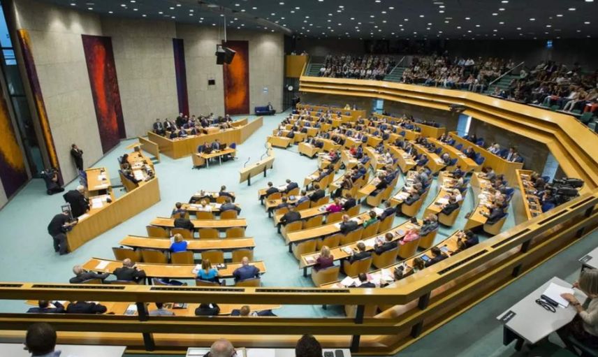 Hollanda’da hükümet düştü: Sonbaharda yeni seçim yapılacak