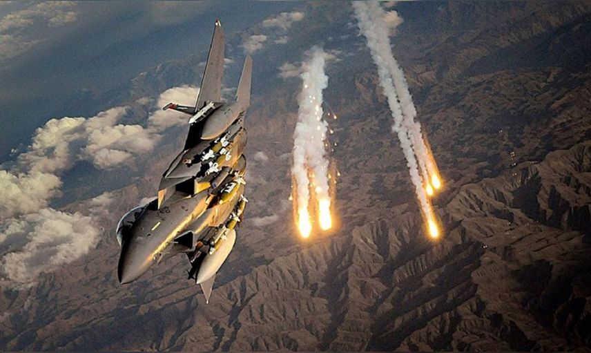 Husilerden Kızıldeniz'de ABD-İngiliz savaş filosuna karşı saldırı