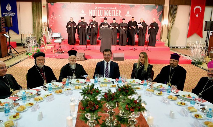 İBB Başkanı Ekrem İmamoğlu'ndan Sosyal Medyada Tepki Çeken Noel Yemeği Menüsü