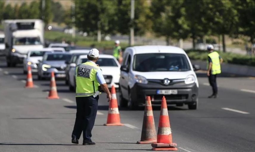 İçişleri Bakanı Ali Yerlikaya'dan trafik cezası açıklaması: "Cezalar iptal edildi"