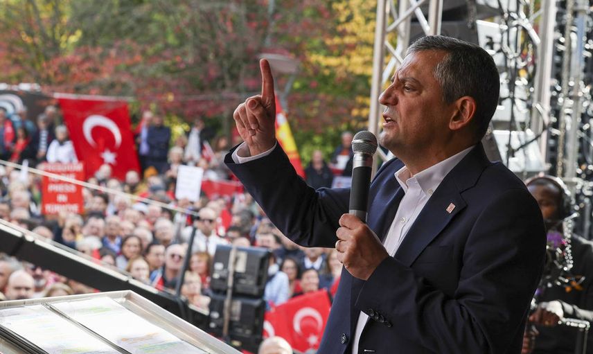 İktidar'ı Brüksel'de Eleştirdi: Özgür Özel’den Avrupa meydanında tartışmalı çıkış