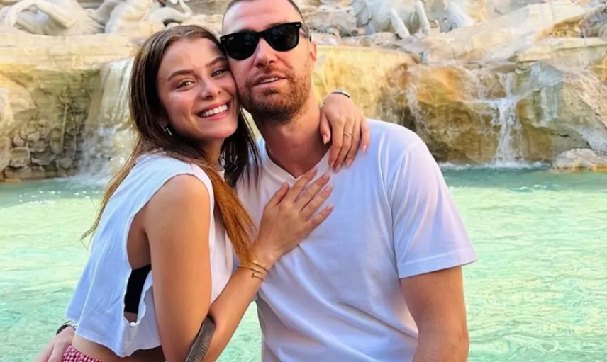İlayda Alişan ve Oğulcan Engin'den aşk dolu fotoğraf