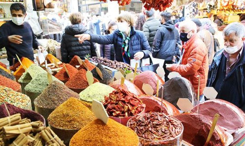 İlk Sahur Öncesi İstanbul'da Alışveriş Yoğunluğu Yaşanıyor