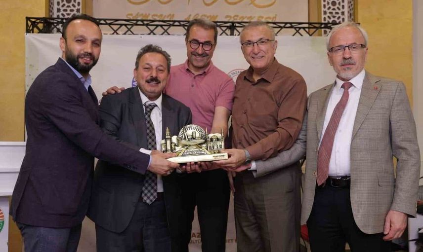 İlkadım Belediyesi'nden Ozanlar ve Şairler Buluşması