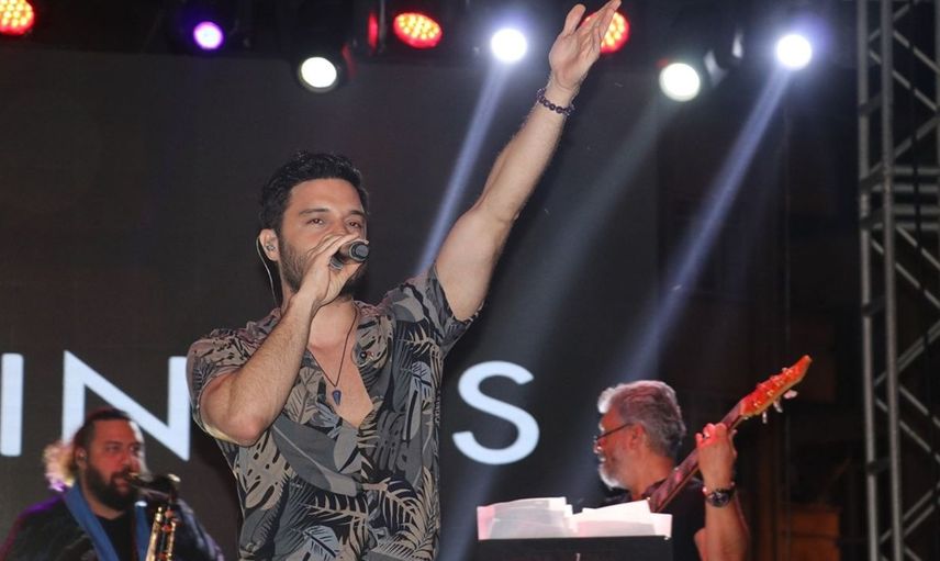 İlyas Yalçıntaş Hatay'da Coşkuyla Konser Verdi