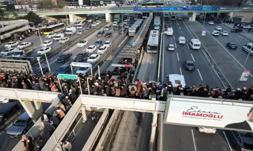İmamoğlu: “Tam Yol İleri” Ama metrobüste değil!