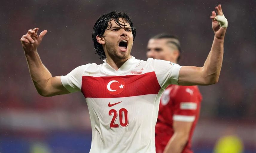 İngiliz devleri Ferdi Kadıoğlu için savaşıyor: Son teklif Manchester United’tan geldi