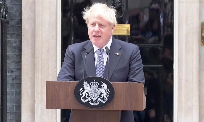 İngiltere’de siyasi kriz: Başbakan Boris Johnson’dan istifa sonrası ilk açıklama geldi!
