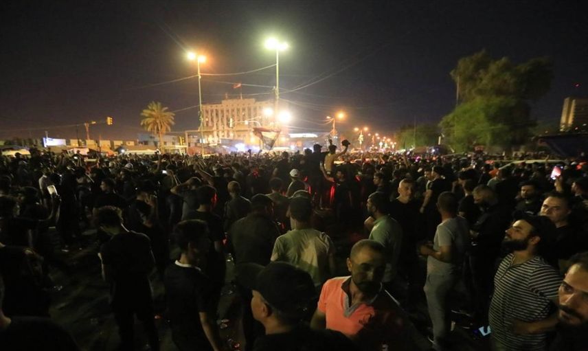 Irak’ta ayaklanmalar sürüyor: Siyasi kaos çatışmaya dönüştü! Çok sayıda ölü ve yaralı var