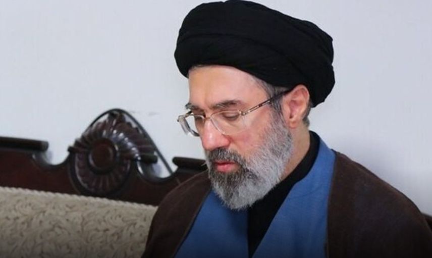 İran Dini Lideri Hamaney'den Bayram Mesajı: "Körfez ABD üsleri için artık güvenli kalkan olamayacak"