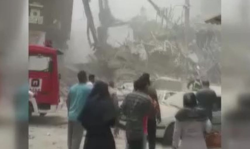 İran'da 10 katlı bina çöktü! Ölü ve yaralı var
