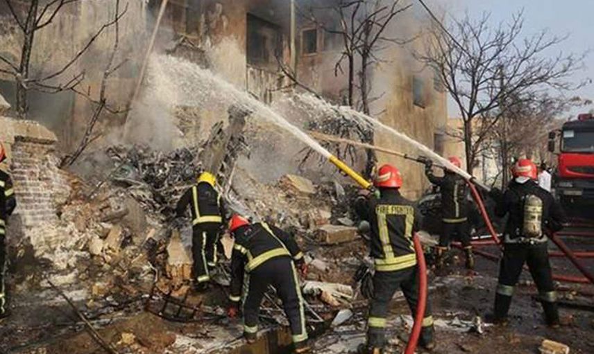 İran'da Korkutan Olay: Savaş Uçağı Spor Salonunun Üzerine Düştü! 