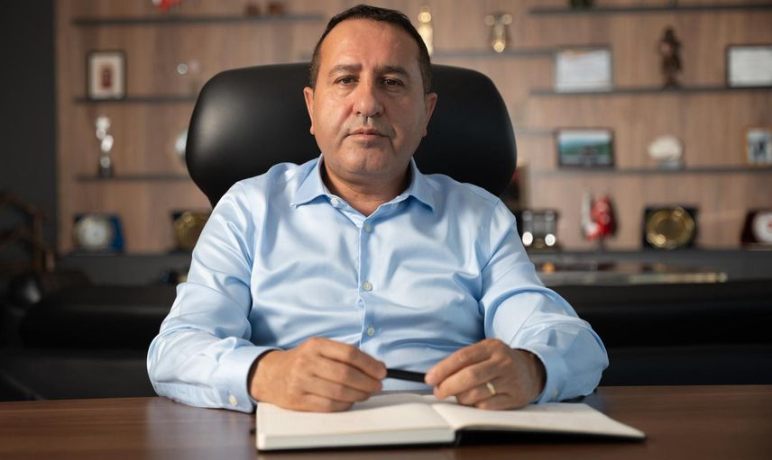 İş insanı Fesih Zeki Mert’e Kanada’dan Kral III. Charles nişanı