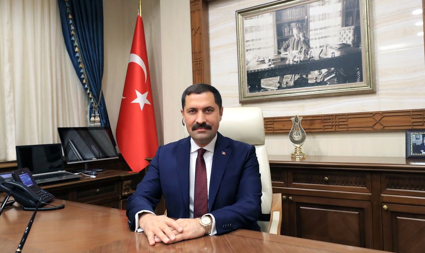 İşçi Bulamadığı İçin İsyan Eden Amasya Valisi Kimdir?
