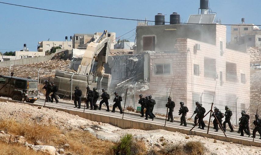 İşgalci İsrail askeri Filistinli 10 yaşındaki kıza ses bombası attı