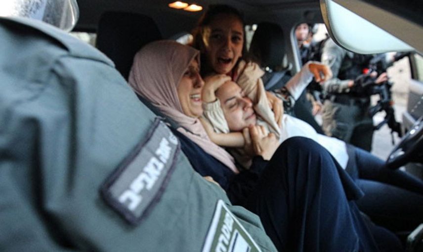 İşgalci İsrail Polisi, Filistinli Kadınlara Şiddet Uyguladı