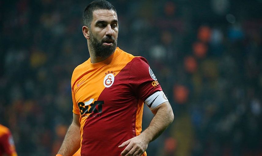 İskenderunspor, Galatasaray'dan ayrılması söz konusu olan Arda Turan'ı transfer etmek istiyor!