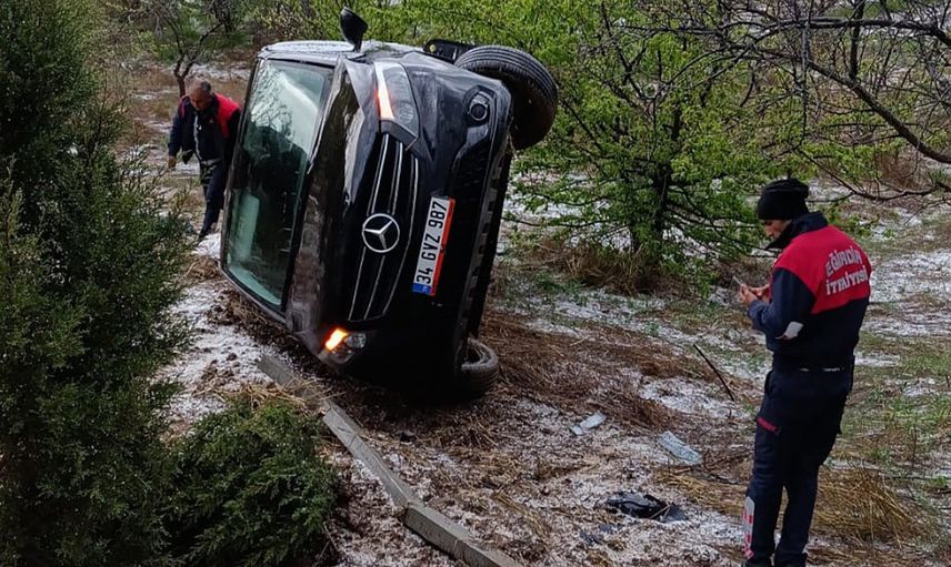 Isparta'da minibüs takla attı: 1 kişi hayatını kaybetti