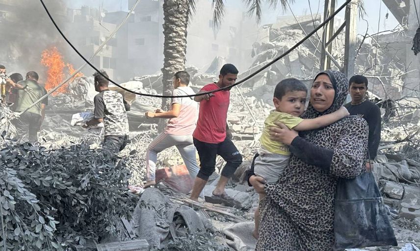 İsrail bir hastaneye daha saldırdı: İçinde 8 bin kişi bulunuyordu