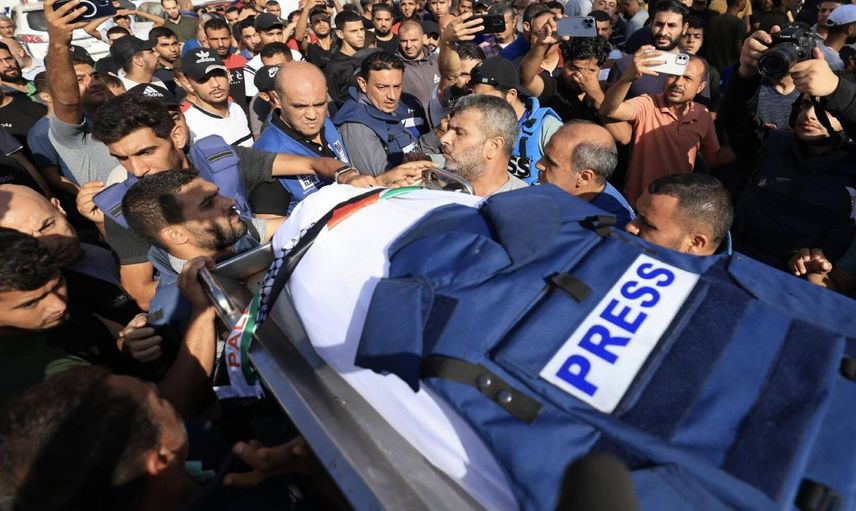 İsrail Gazze’de basını da hedef alıyor: Savaş başından bu yana 98 gazeteci öldürüldü