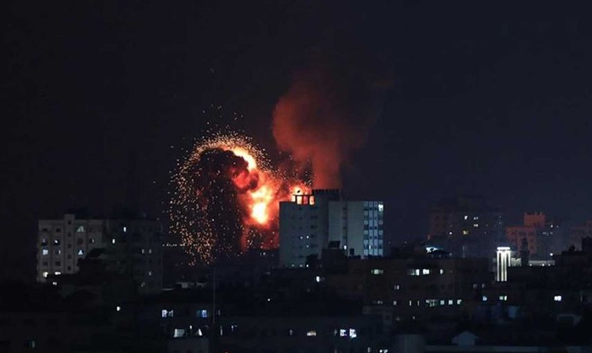 İsrail ordusu gece yarısı Gazze'nin güneyini vurdu
